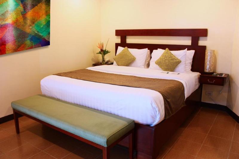 Canyon Woods Resort Club Tagaytay Tagaytay City Екстериор снимка